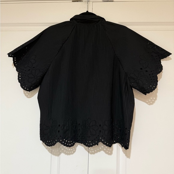 J Crew pleated eyelet trim shirt in Cotton Poplin NWOT - Picture 3 of 6